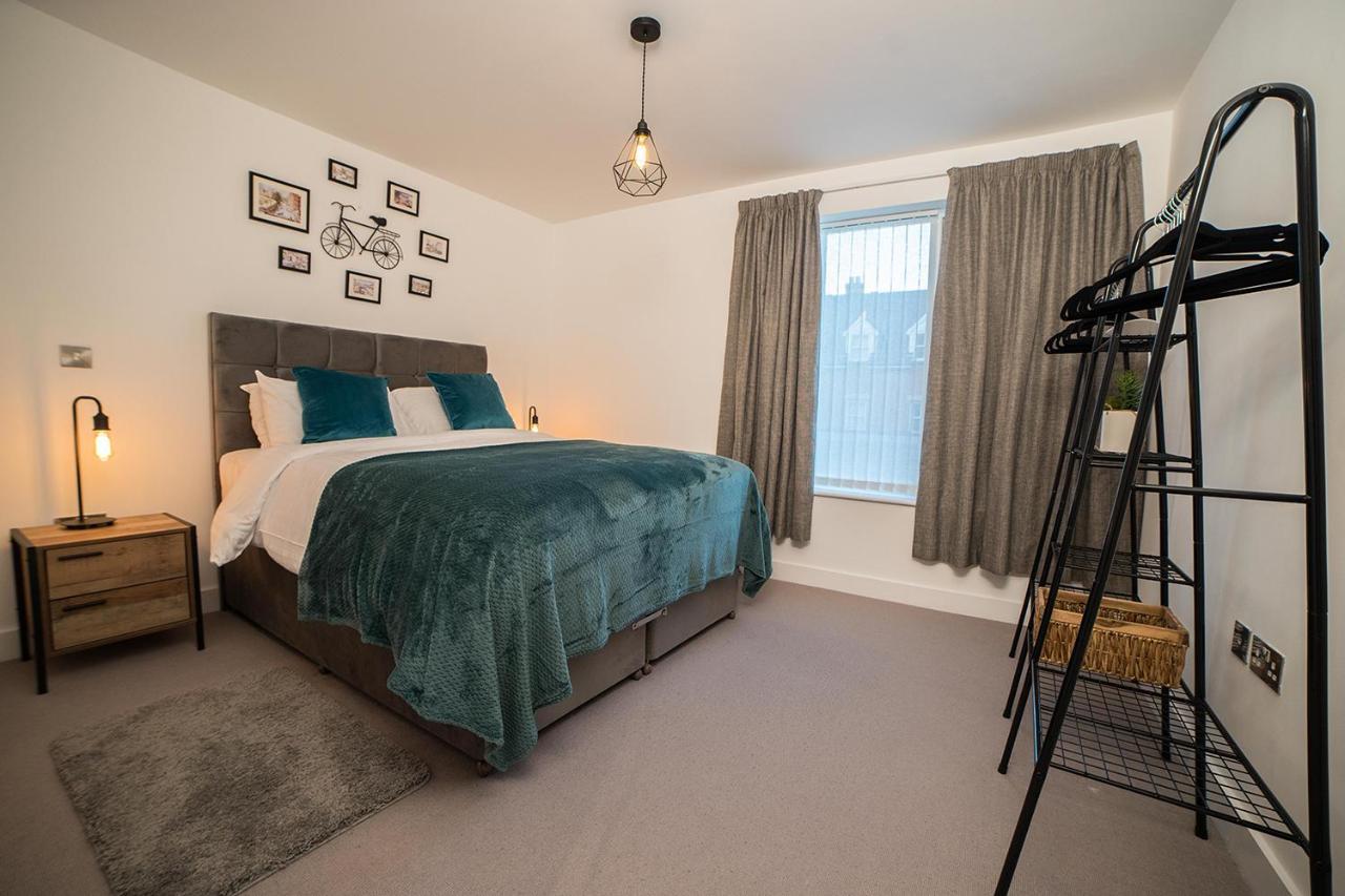 Luxury King Bed Apartment & Free Parking Cambridge  Eksteriør bilde